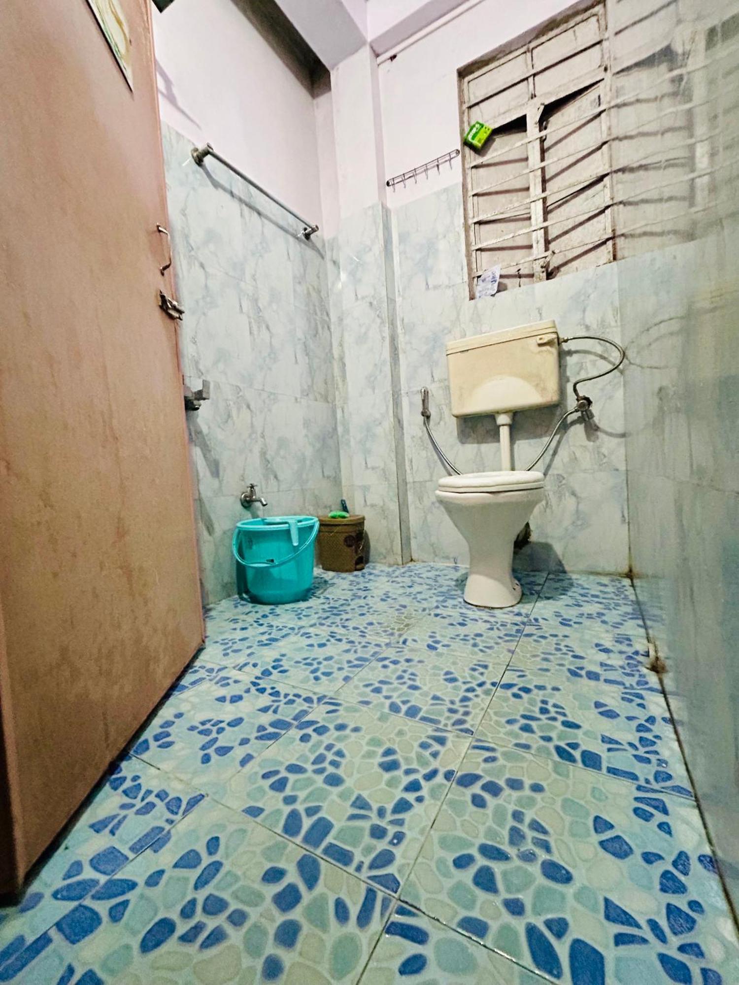 שילונג Isabella Hostel מראה חיצוני תמונה