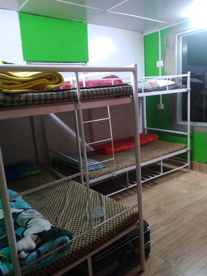 שילונג Isabella Hostel מראה חיצוני תמונה